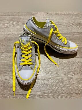 Converse ~ Grey with Yellow laces ~ Women’s Size 7